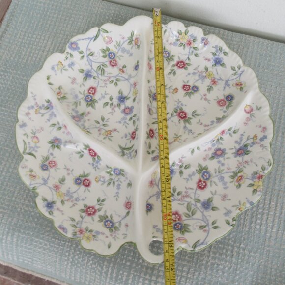 VTG New Andrea by Sadek, CORONA Anti Pasti Tray, Dish Floral Embossed Scalloped - Picture 6 of 10